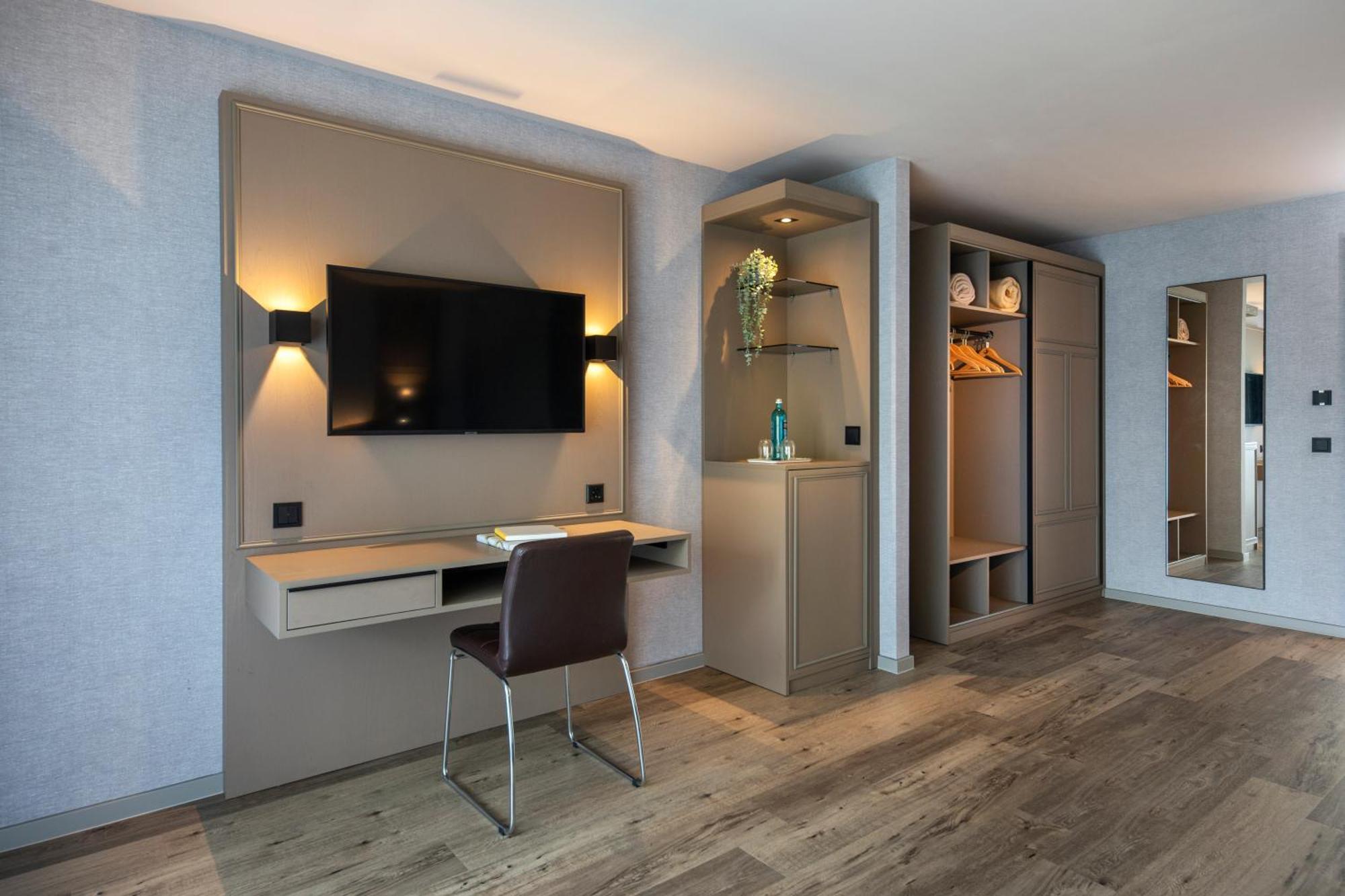 Roomingtons Karoli Валдкирхен Екстериор снимка